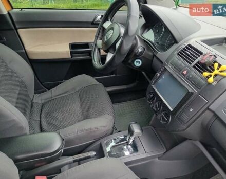 Жовтий Фольксваген Поло, об'ємом двигуна 1.39 л та пробігом 140 тис. км за 4500 $, фото 27 на Automoto.ua