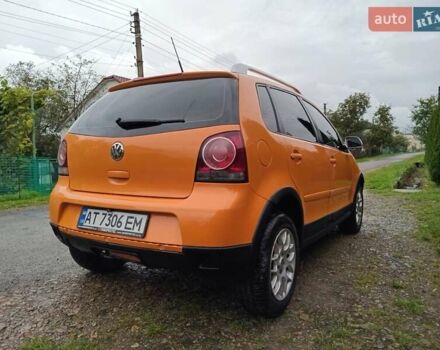 Жовтий Фольксваген Поло, об'ємом двигуна 1.39 л та пробігом 140 тис. км за 4500 $, фото 35 на Automoto.ua