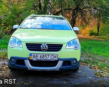 Желтый Фольксваген Поло, объемом двигателя 1.4 л и пробегом 89 тыс. км за 5999 $, фото 3 на Automoto.ua