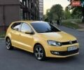 Желтый Фольксваген Поло, объемом двигателя 1.39 л и пробегом 157 тыс. км за 7450 $, фото 1 на Automoto.ua