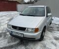 Серый Фольксваген Поло, объемом двигателя 1.39 л и пробегом 180 тыс. км за 2000 $, фото 1 на Automoto.ua
