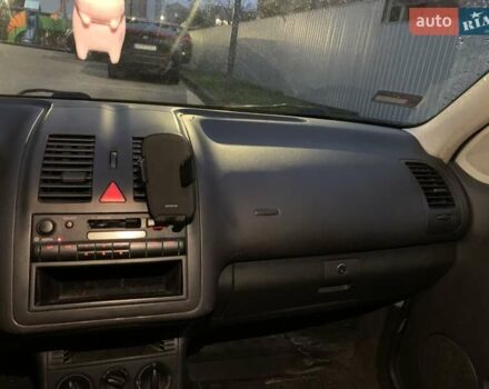 Сірий Фольксваген Поло, об'ємом двигуна 1 л та пробігом 440 тис. км за 2550 $, фото 14 на Automoto.ua