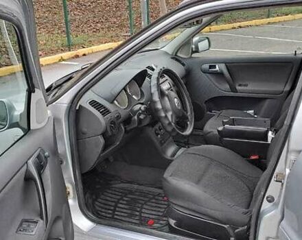 Серый Фольксваген Поло, объемом двигателя 1.4 л и пробегом 202 тыс. км за 4000 $, фото 6 на Automoto.ua