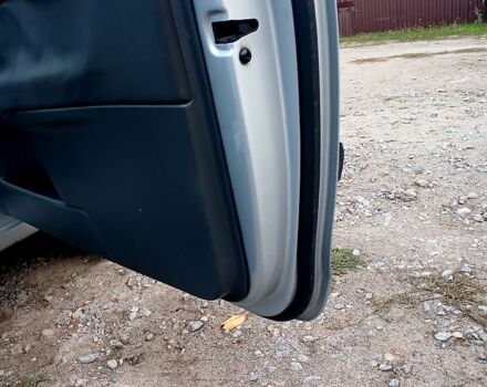 Серый Фольксваген Поло, объемом двигателя 1.2 л и пробегом 220 тыс. км за 3000 $, фото 6 на Automoto.ua