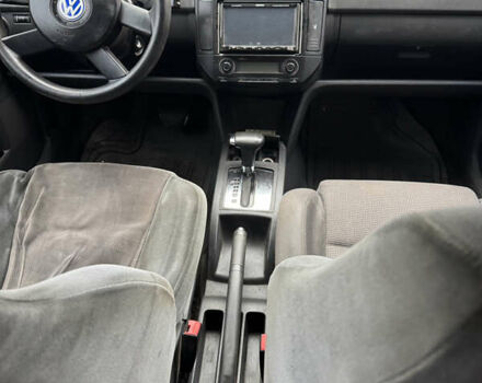 Серый Фольксваген Поло, объемом двигателя 1.39 л и пробегом 205 тыс. км за 3300 $, фото 12 на Automoto.ua