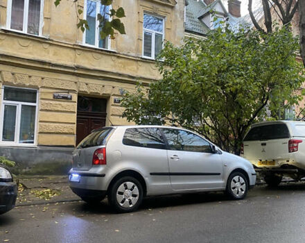 Серый Фольксваген Поло, объемом двигателя 1.39 л и пробегом 256 тыс. км за 2750 $, фото 1 на Automoto.ua