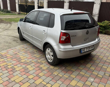 Серый Фольксваген Поло, объемом двигателя 1.39 л и пробегом 205 тыс. км за 3300 $, фото 2 на Automoto.ua