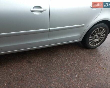 Сірий Фольксваген Поло, об'ємом двигуна 1.39 л та пробігом 206 тис. км за 4800 $, фото 4 на Automoto.ua