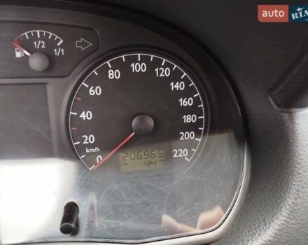 Серый Фольксваген Поло, объемом двигателя 1.2 л и пробегом 206 тыс. км за 2600 $, фото 5 на Automoto.ua