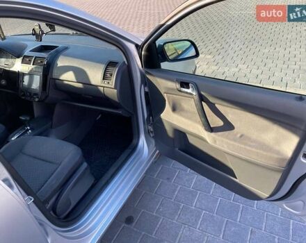 Серый Фольксваген Поло, объемом двигателя 1.4 л и пробегом 267 тыс. км за 3750 $, фото 12 на Automoto.ua