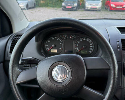 Сірий Фольксваген Поло, об'ємом двигуна 1.39 л та пробігом 158 тис. км за 5800 $, фото 14 на Automoto.ua