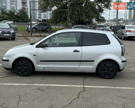 Серый Фольксваген Поло, объемом двигателя 1.2 л и пробегом 217 тыс. км за 2300 $, фото 6 на Automoto.ua