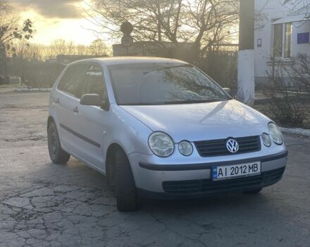 Сірий Фольксваген Поло, об'ємом двигуна 1.4 л та пробігом 196 тис. км за 3500 $, фото 1 на Automoto.ua