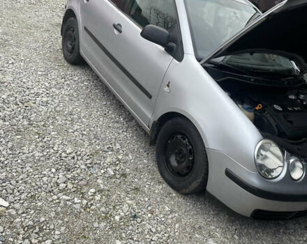 Серый Фольксваген Поло, объемом двигателя 1.4 л и пробегом 255 тыс. км за 3000 $, фото 3 на Automoto.ua