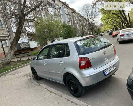 Серый Фольксваген Поло, объемом двигателя 1.4 л и пробегом 145 тыс. км за 4600 $, фото 4 на Automoto.ua