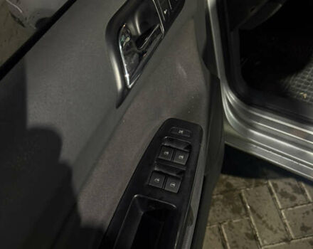 Серый Фольксваген Поло, объемом двигателя 1.4 л и пробегом 251 тыс. км за 3750 $, фото 5 на Automoto.ua