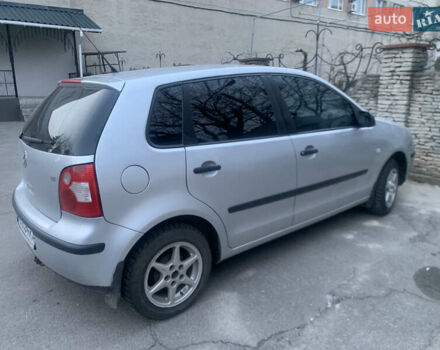 Серый Фольксваген Поло, объемом двигателя 1.39 л и пробегом 230 тыс. км за 4800 $, фото 1 на Automoto.ua