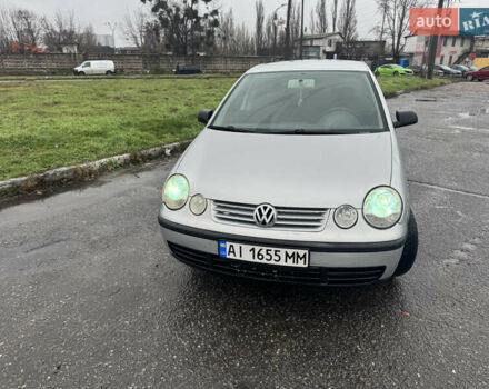 Серый Фольксваген Поло, объемом двигателя 1.39 л и пробегом 301 тыс. км за 3950 $, фото 1 на Automoto.ua