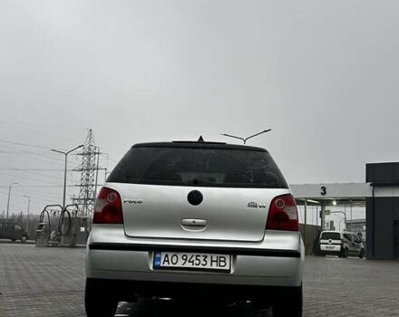 Серый Фольксваген Поло, объемом двигателя 1.39 л и пробегом 357 тыс. км за 3200 $, фото 4 на Automoto.ua