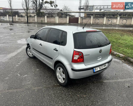 Серый Фольксваген Поло, объемом двигателя 1.39 л и пробегом 301 тыс. км за 3950 $, фото 5 на Automoto.ua