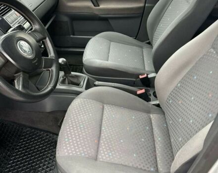 Серый Фольксваген Поло, объемом двигателя 1.2 л и пробегом 120 тыс. км за 3550 $, фото 6 на Automoto.ua