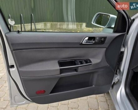 Серый Фольксваген Поло, объемом двигателя 1.4 л и пробегом 224 тыс. км за 4450 $, фото 17 на Automoto.ua