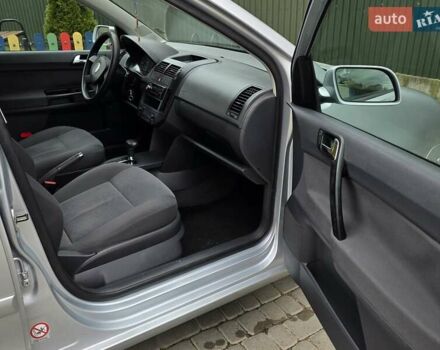 Серый Фольксваген Поло, объемом двигателя 1.4 л и пробегом 224 тыс. км за 4450 $, фото 30 на Automoto.ua