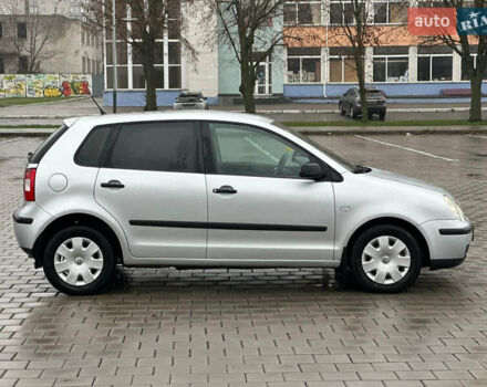 Серый Фольксваген Поло, объемом двигателя 1.2 л и пробегом 250 тыс. км за 3700 $, фото 6 на Automoto.ua