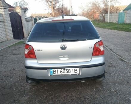 Серый Фольксваген Поло, объемом двигателя 1.4 л и пробегом 201 тыс. км за 4500 $, фото 4 на Automoto.ua