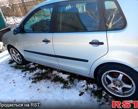 Сірий Фольксваген Поло, об'ємом двигуна 1.2 л та пробігом 240 тис. км за 3800 $, фото 4 на Automoto.ua