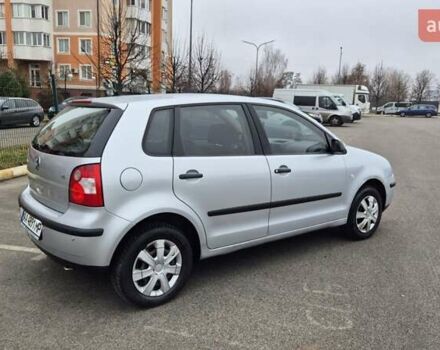 Серый Фольксваген Поло, объемом двигателя 1.39 л и пробегом 208 тыс. км за 3500 $, фото 4 на Automoto.ua