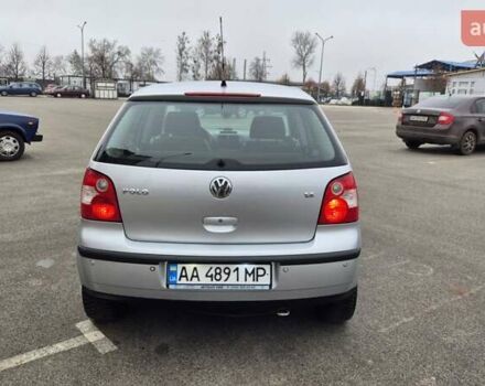 Серый Фольксваген Поло, объемом двигателя 1.39 л и пробегом 208 тыс. км за 3500 $, фото 5 на Automoto.ua