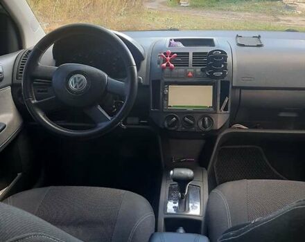 Серый Фольксваген Поло, объемом двигателя 1.4 л и пробегом 164 тыс. км за 5200 $, фото 3 на Automoto.ua