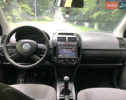 Серый Фольксваген Поло, объемом двигателя 1.39 л и пробегом 170 тыс. км за 3950 $, фото 18 на Automoto.ua