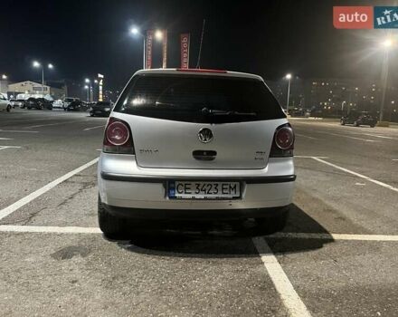 Серый Фольксваген Поло, объемом двигателя 1.42 л и пробегом 323 тыс. км за 4300 $, фото 6 на Automoto.ua