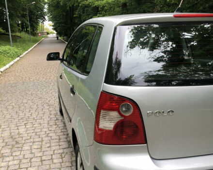 Серый Фольксваген Поло, объемом двигателя 1.39 л и пробегом 170 тыс. км за 3950 $, фото 5 на Automoto.ua