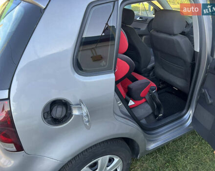 Серый Фольксваген Поло, объемом двигателя 1.2 л и пробегом 165 тыс. км за 3700 $, фото 6 на Automoto.ua