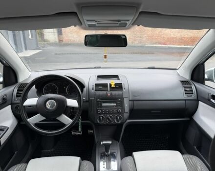 Сірий Фольксваген Поло, об'ємом двигуна 1.4 л та пробігом 180 тис. км за 6700 $, фото 22 на Automoto.ua