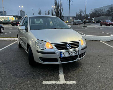 Сірий Фольксваген Поло, об'ємом двигуна 1.4 л та пробігом 113 тис. км за 5200 $, фото 3 на Automoto.ua