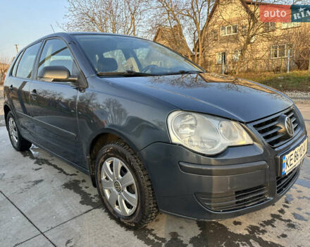 Серый Фольксваген Поло, объемом двигателя 1.4 л и пробегом 194 тыс. км за 6200 $, фото 9 на Automoto.ua