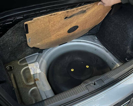 Сірий Фольксваген Поло, об'ємом двигуна 1.4 л та пробігом 113 тис. км за 5200 $, фото 20 на Automoto.ua