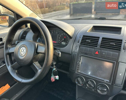 Серый Фольксваген Поло, объемом двигателя 1.4 л и пробегом 194 тыс. км за 6200 $, фото 20 на Automoto.ua