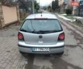 Серый Фольксваген Поло, объемом двигателя 1.2 л и пробегом 204 тыс. км за 3900 $, фото 2 на Automoto.ua