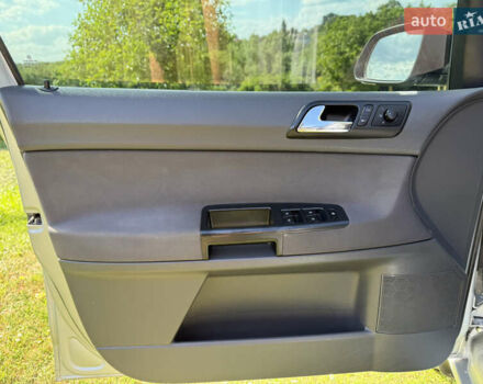 Серый Фольксваген Поло, объемом двигателя 1.39 л и пробегом 133 тыс. км за 4500 $, фото 10 на Automoto.ua