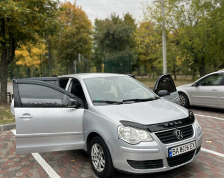 Серый Фольксваген Поло, объемом двигателя 1.2 л и пробегом 234 тыс. км за 4900 $, фото 4 на Automoto.ua