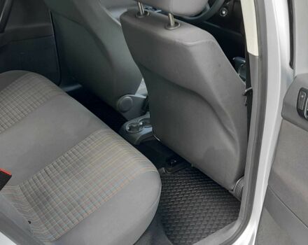 Сірий Фольксваген Поло, об'ємом двигуна 1.4 л та пробігом 195 тис. км за 5800 $, фото 13 на Automoto.ua