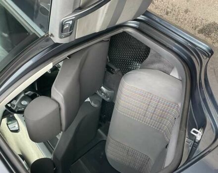 Серый Фольксваген Поло, объемом двигателя 1.39 л и пробегом 208 тыс. км за 4500 $, фото 9 на Automoto.ua