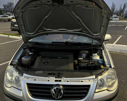 Сірий Фольксваген Поло, об'ємом двигуна 1.4 л та пробігом 113 тис. км за 5200 $, фото 48 на Automoto.ua