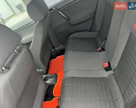 Серый Фольксваген Поло, объемом двигателя 1.42 л и пробегом 265 тыс. км за 5000 $, фото 13 на Automoto.ua