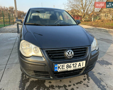 Серый Фольксваген Поло, объемом двигателя 1.4 л и пробегом 194 тыс. км за 6200 $, фото 10 на Automoto.ua